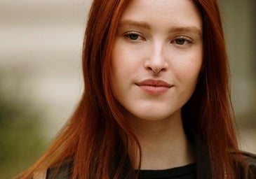 Correctores resistentes al agua para un maquillaje resistente al calor y al sudor en verano